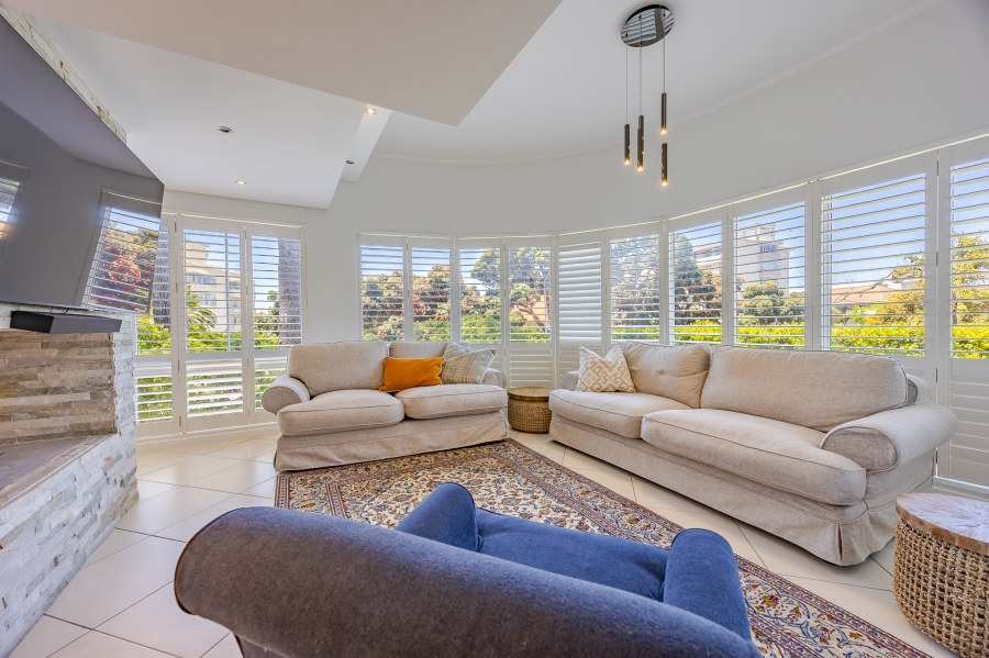 3 Bedroom Property for Sale in Kenilworth Upper Western Cape